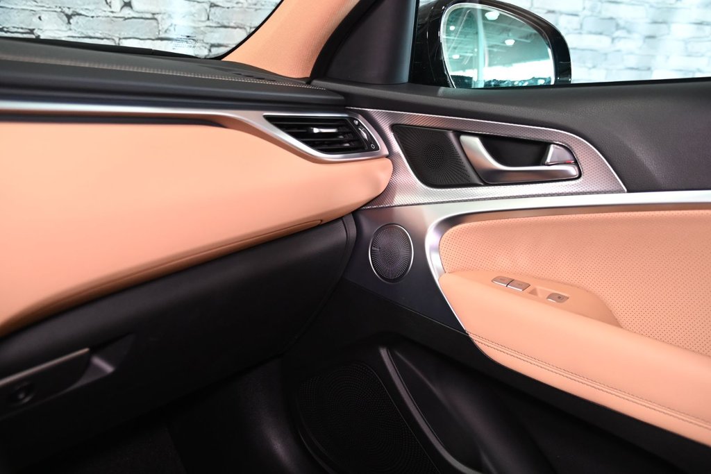 2023 GENESIS G70 2.0T ADVANCED CUIR TOIT NAV CAM in Montréal, Quebec - 24 - w1024h768px