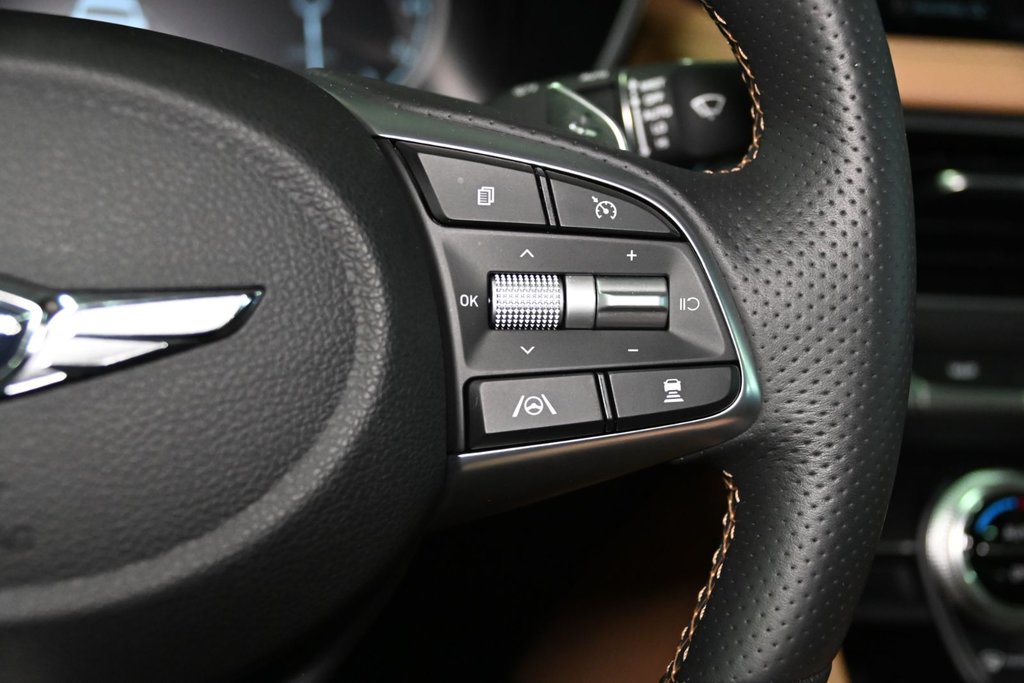 2023 GENESIS G70 2.0T ADVANCED CUIR TOIT NAV CAM in Montréal, Quebec - 32 - w1024h768px