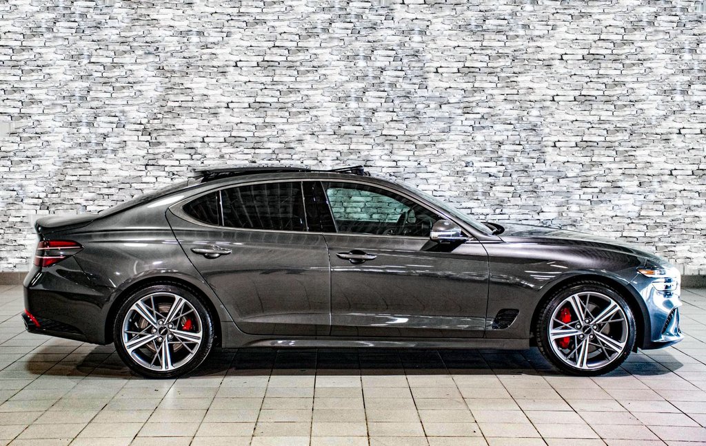 GENESIS G70 3.3T SPORT AWD 365 HP HEAD UP DISP CAM360 CUIR 2023 à Montréal, Québec - 11 - w1024h768px