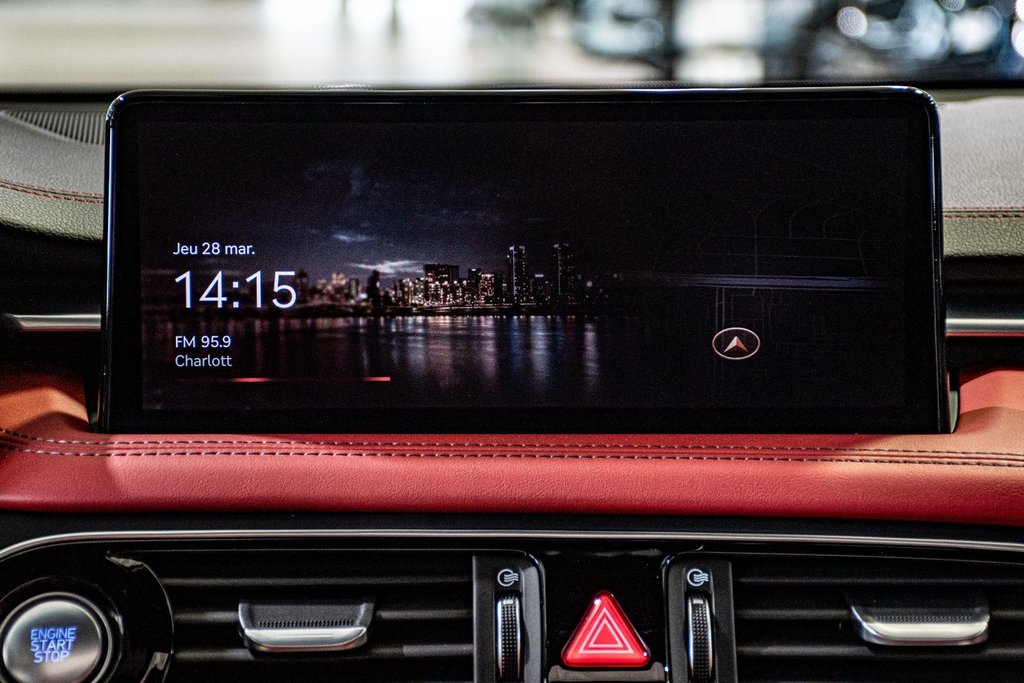 GENESIS G70 3.3T SPORT AWD 365 HP HEAD UP DISP CAM360 CUIR 2023 à Montréal, Québec - 24 - w1024h768px