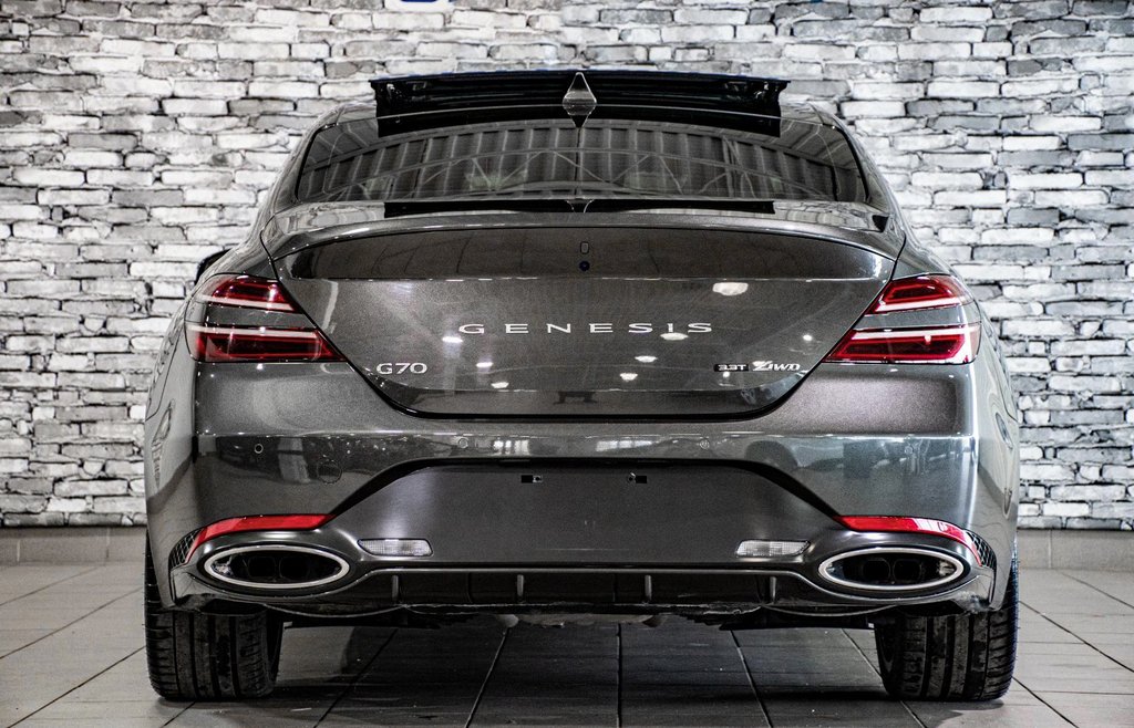 GENESIS G70 3.3T SPORT AWD 365 HP HEAD UP DISP CAM360 CUIR 2023 à Montréal, Québec - 13 - w1024h768px