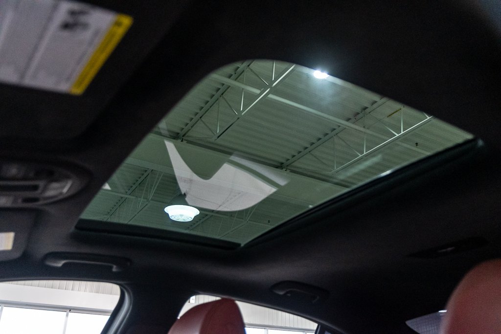 GENESIS G70 3.3T SPORT AWD 365 HP HEAD UP DISP CAM360 CUIR 2023 à Montréal, Québec - 5 - w1024h768px