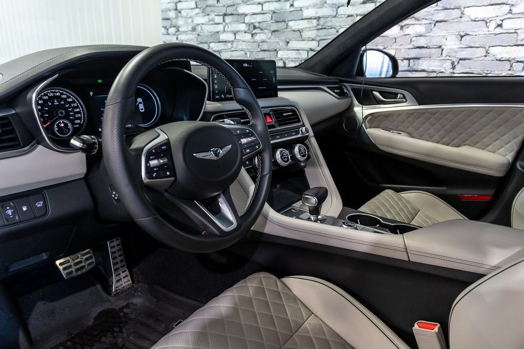 GENESIS G70 3.3T SPORT AWD 365 HP HEAD UP DISP CAM360 CUIR 2023 à Montréal, Québec - 22 - w1024h768px