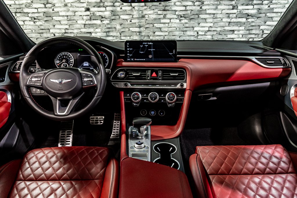 GENESIS G70 3.3T SPORT AWD 365 HP HEAD UP DISP CAM360 CUIR 2023 à Montréal, Québec - 3 - w1024h768px