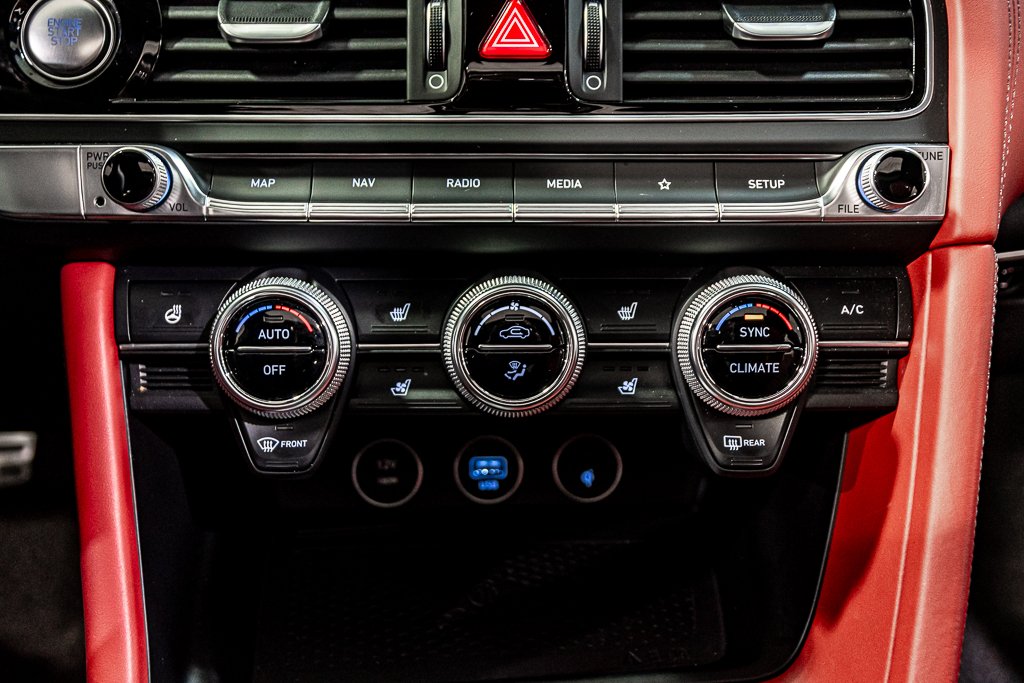 GENESIS G70 3.3T SPORT AWD 365 HP HEAD UP DISP CAM360 CUIR 2023 à Montréal, Québec - 25 - w1024h768px