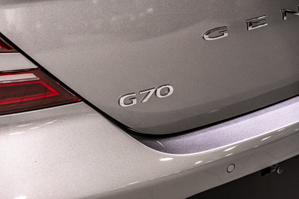 GENESIS G70 3.3T SPORT AWD 365 HP HEAD UP DISP CAM360 CUIR 2023 à Montréal, Québec - 10 - w1024h768px