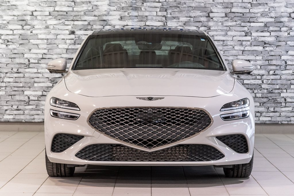 2024 GENESIS G70 SPORT 3.3T AWD 365HP CUIR TOIT NAV CAM360 in Montréal, Quebec - 7 - w1024h768px