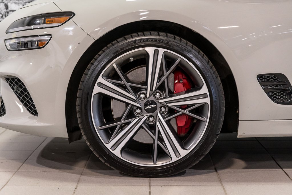 2024 GENESIS G70 SPORT 3.3T AWD 365HP CUIR TOIT NAV CAM360 in Montréal, Quebec - 3 - w1024h768px