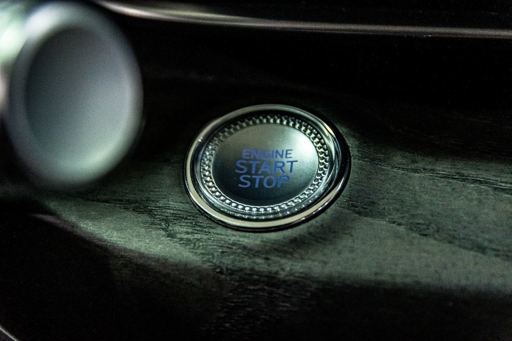 GENESIS G80 3.5T Prestige Cuir Toit Sieges Chauffants Demareur 2021 à Montréal, Québec - 27 - w1024h768px