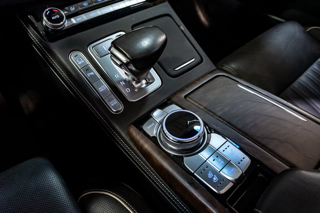 2020 GENESIS G90 5.0L PRESTIGE AWD V8 GPS CAM 360 CUIR TOIT in Montréal, Quebec - 32 - w1024h768px