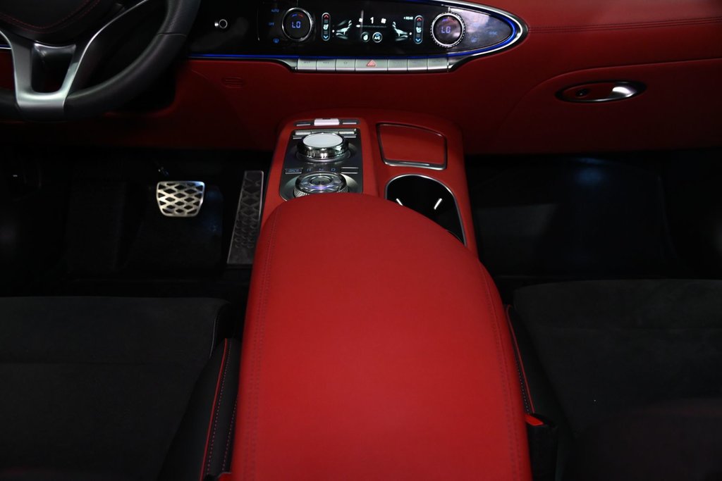 2022 GENESIS GV70 2.5T PRESTIGE AWD CAM 360 SIEGE MASSAGE TOIT PANO in Montréal, Quebec - 50 - w1024h768px