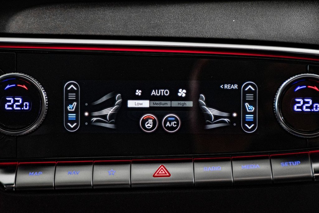 GENESIS GV70 3.5T SPORT AWD 375HP TOIT PANO NAV CAM CUIR 2022 à Montréal, Québec - 31 - w1024h768px