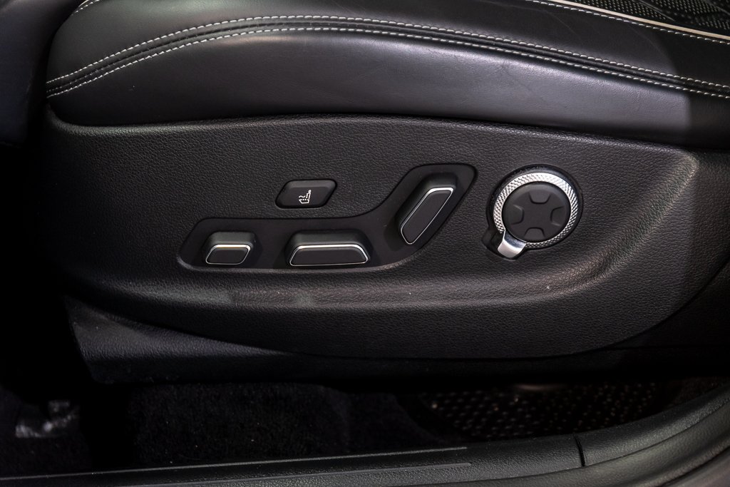 GENESIS GV70 3.5T SPORT PLUS AWD 375HP HUD CAM360 CUIR NAPPA 2022 à Montréal, Québec - 19 - w1024h768px