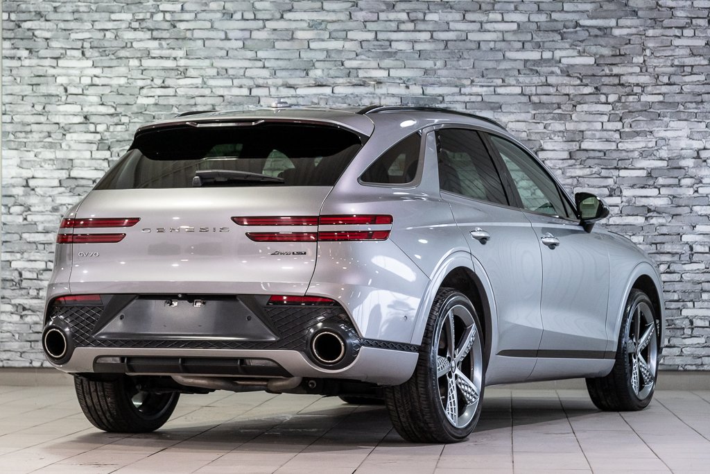 GENESIS GV70 3.5T SPORT PLUS AWD 375HP HUD CAM360 CUIR NAPPA 2022 à Montréal, Québec - 17 - w1024h768px
