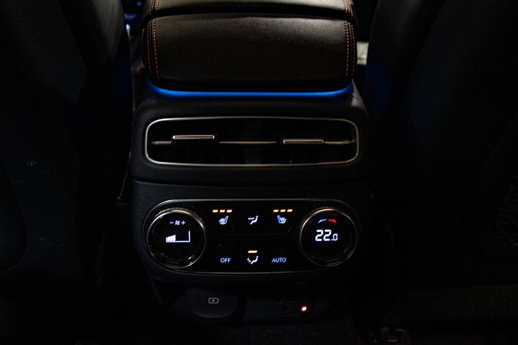 2023 GENESIS GV70 3.5T SPORT PLUS 375HP  HEAD-UP CAM360 CUIR NAPPA in Montréal, Quebec - 40 - w1024h768px