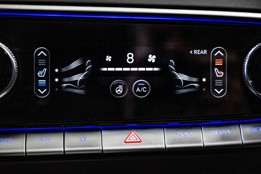 2023 GENESIS GV70 2.5T PRESTIGE AWD CAM 360 SIEGE MASSAGE TOIT PANO in Montréal, Quebec - 32 - w1024h768px