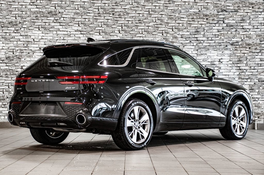 2023 GENESIS GV70 2.5T PRESTIGE AWD CAM 360 SIEGE MASSAGE TOIT PANO in Montréal, Quebec - 13 - w1024h768px