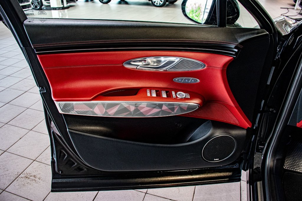 2023 GENESIS GV70 2.5T PRESTIGE AWD CAM 360 SIEGE MASSAGE TOIT PANO in Montréal, Quebec - 24 - w1024h768px