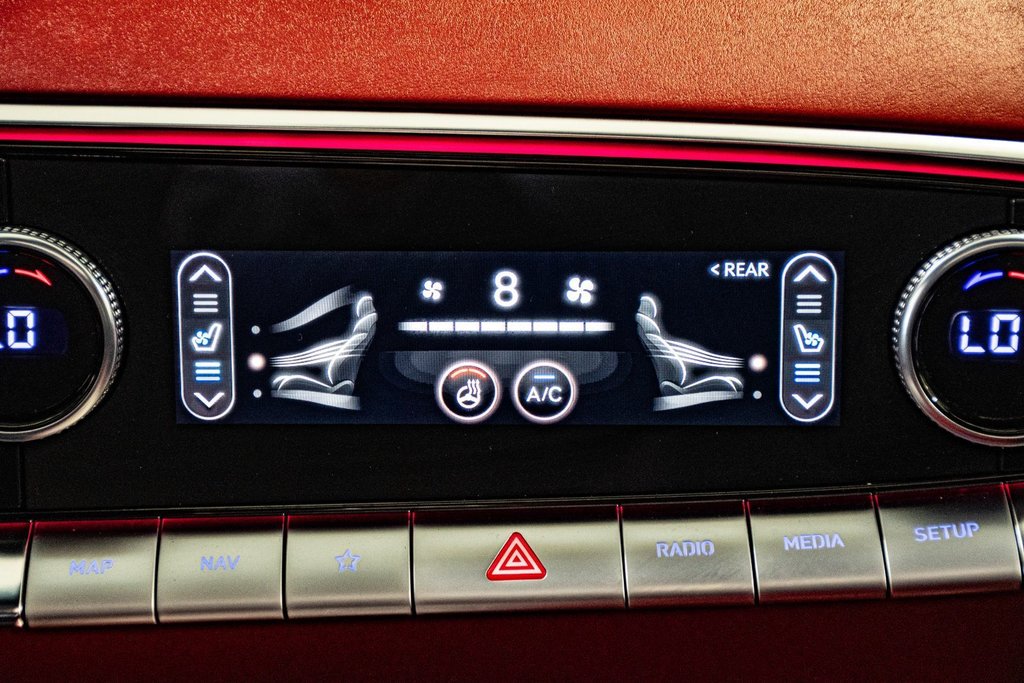 2023 GENESIS GV70 2.5T PRESTIGE AWD CAM 360 SIEGE MASSAGE TOIT PANO in Montréal, Quebec - 36 - w1024h768px