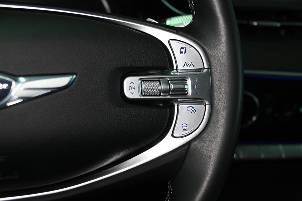 GENESIS GV70 2.5T ADVANCED PLUS HUD NAV CAM 360 CUIR TOIT PANO 2023 à Montréal, Québec - 32 - w1024h768px
