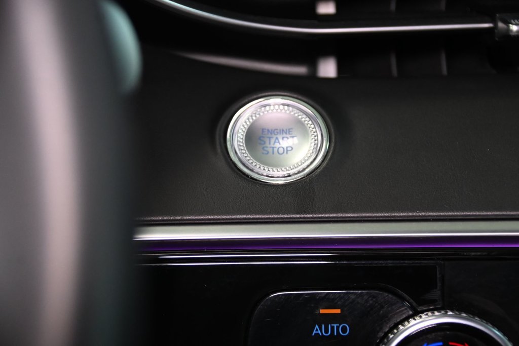 GENESIS GV70 2.5T ADVANCED PLUS HUD NAV CAM 360 CUIR TOIT PANO 2023 à Montréal, Québec - 26 - w1024h768px