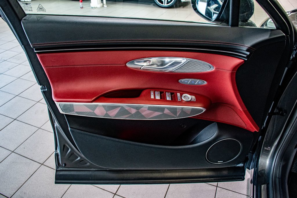 2023 GENESIS GV70 2.5T PRESTIGE AWD CAM 360 SIEGE MASSAGE TOIT PANO in Montréal, Quebec - 22 - w1024h768px