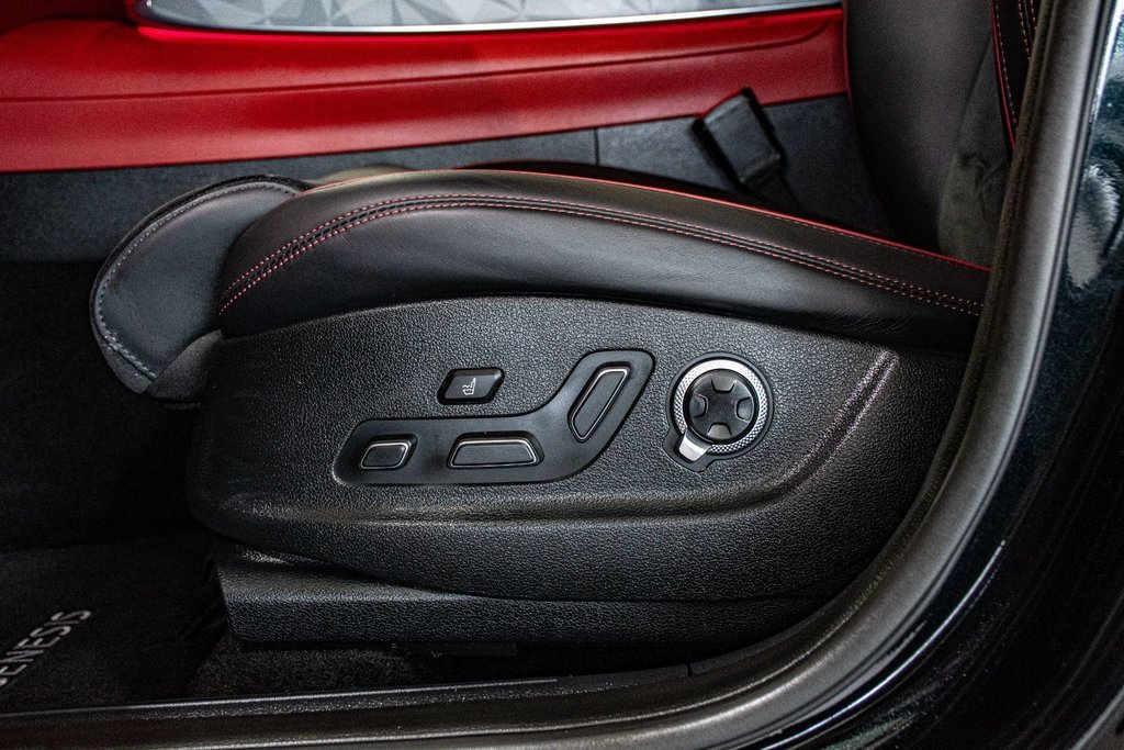 2023 GENESIS GV70 2.5T PRESTIGE AWD CAM 360 SIEGE MASSAGE TOIT PANO in Montréal, Quebec - 25 - w1024h768px