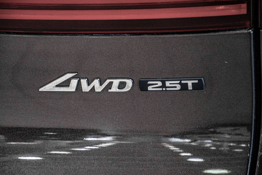 2023 GENESIS GV70 2.5T PRESTIGE AWD CAM 360 SIEGE MASSAGE TOIT PANO in Montréal, Quebec - 17 - w1024h768px