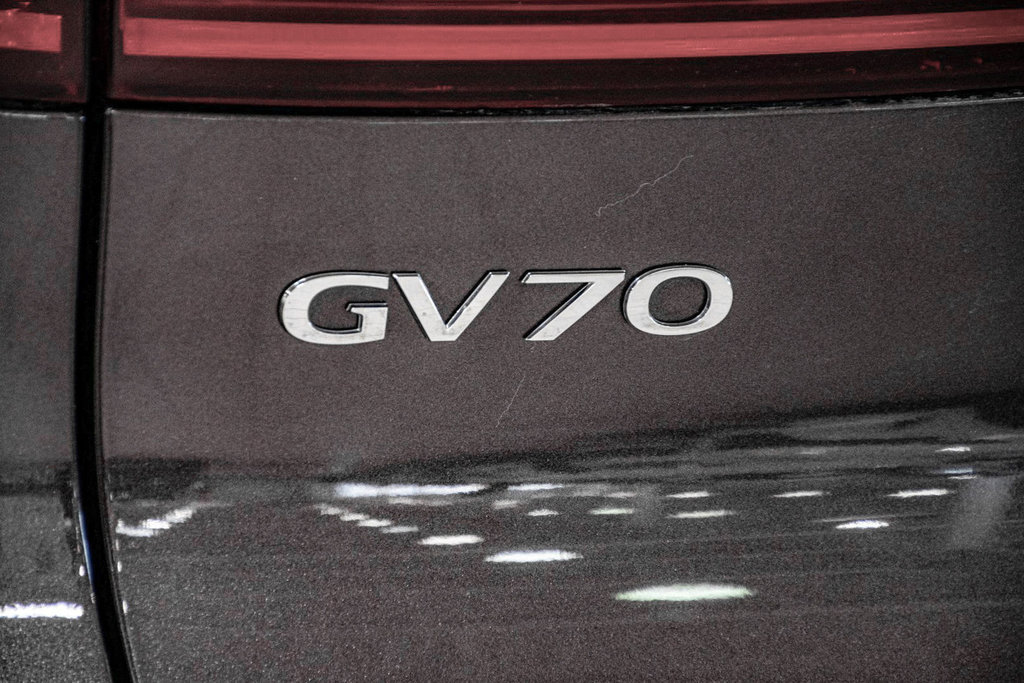 2023 GENESIS GV70 2.5T PRESTIGE AWD CAM 360 SIEGE MASSAGE TOIT PANO in Montréal, Quebec - 16 - w1024h768px