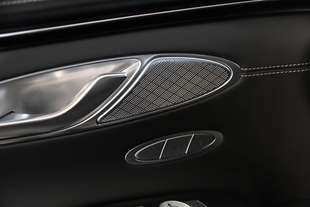 2023 GENESIS GV70 2.5T ADVANCED PLUS HUD NAV CAM 360 CUIR TOIT PANO in Montréal, Quebec - 15 - w1024h768px
