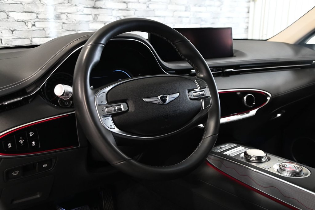 2023 GENESIS GV70 2.5T ADVANCED PLUS HUD NAV CAM 360 CUIR TOIT PANO in Montréal, Quebec - 10 - w1024h768px