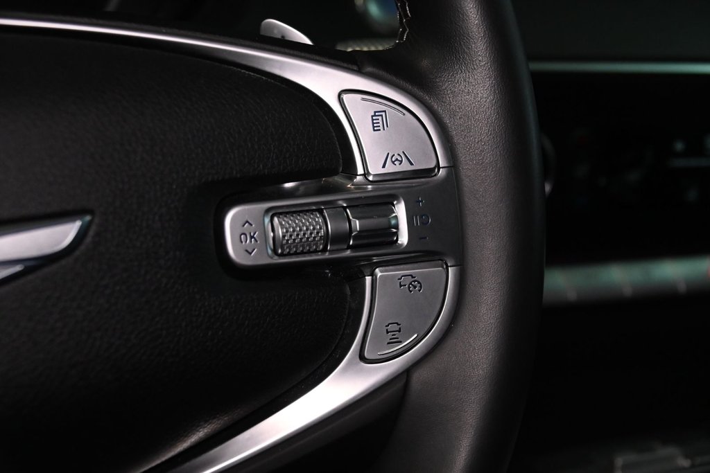 2023 GENESIS GV70 2.5T ADVANCED PLUS HUD NAV CAM 360 CUIR TOIT PANO in Montréal, Quebec - 28 - w1024h768px