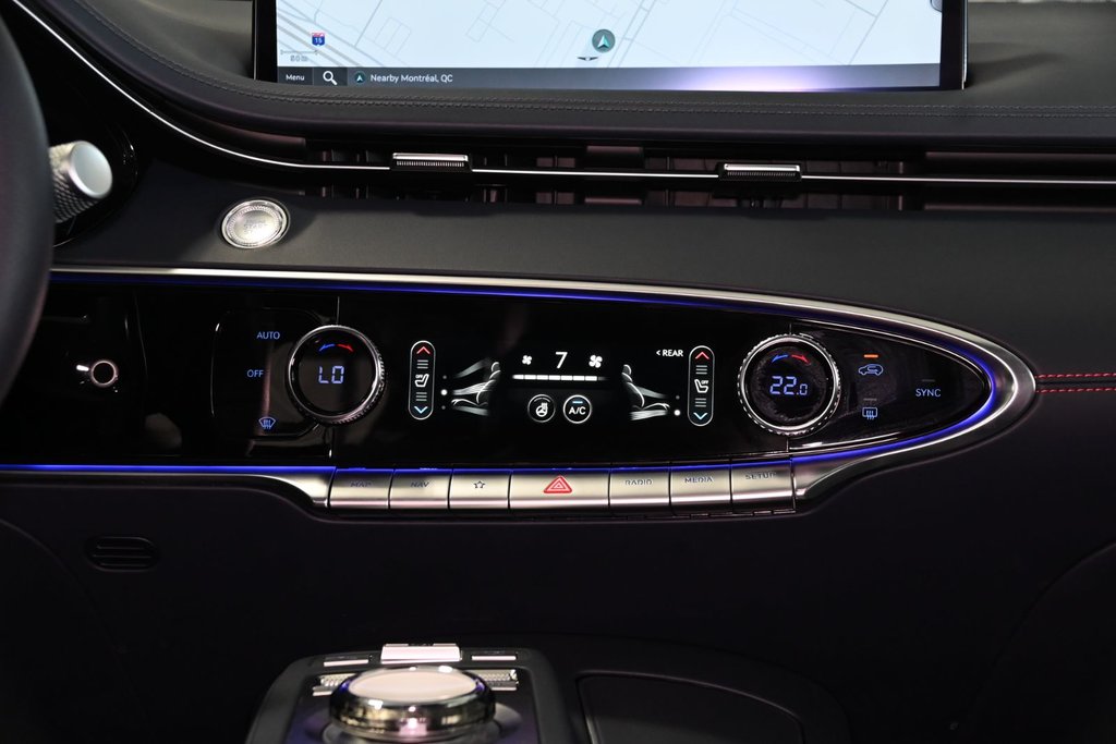 2023 GENESIS GV70 3.5T SPORT PLUS 375HP HEAD-UP CAM360 CUIR NAPPA in Montréal, Quebec - 36 - w1024h768px