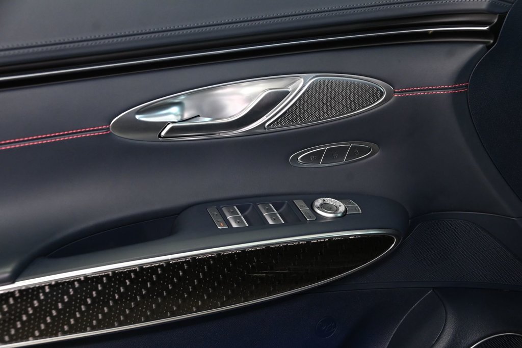 2023 GENESIS GV70 3.5T SPORT PLUS 375HP HEAD-UP CAM360 CUIR NAPPA in Montréal, Quebec - 18 - w1024h768px