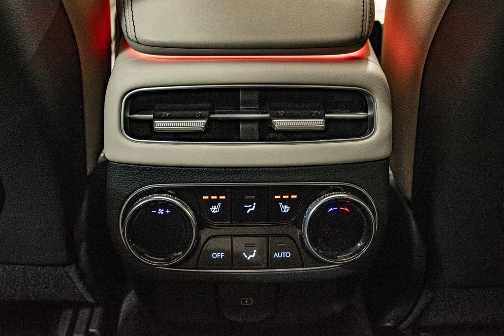GENESIS GV70 2.5T ADVANCED AWD CUIR TOIT PANO CAMERA NAV 2023 à Montréal, Québec - 39 - w1024h768px