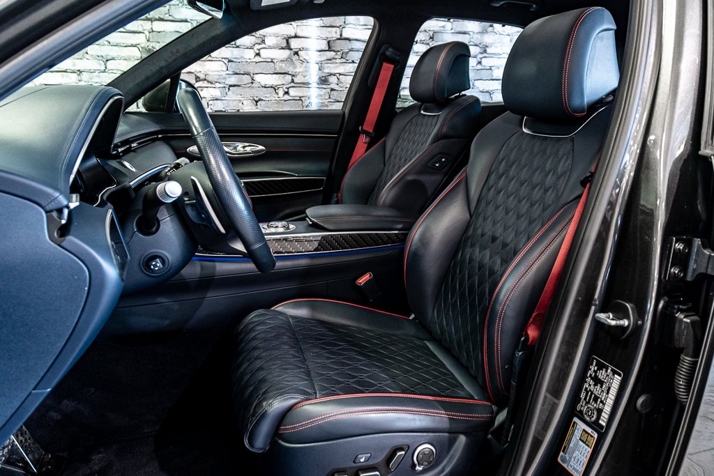 GENESIS GV70 3.5T Sport Plus V6 TOIT CUIR TOUTES OPTIONS 2023 à Montréal, Québec - 23 - w1024h768px