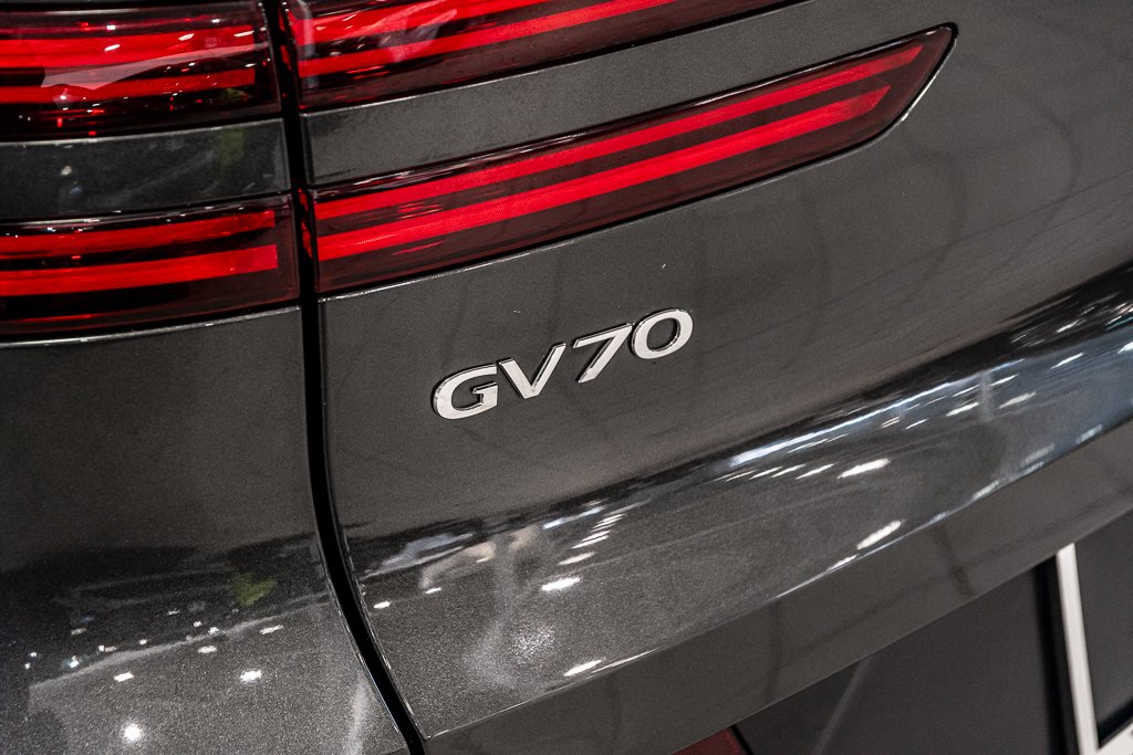 GENESIS GV70 3.5T Sport Plus V6 TOIT CUIR TOUTES OPTIONS 2023 à Montréal, Québec - 14 - w1024h768px