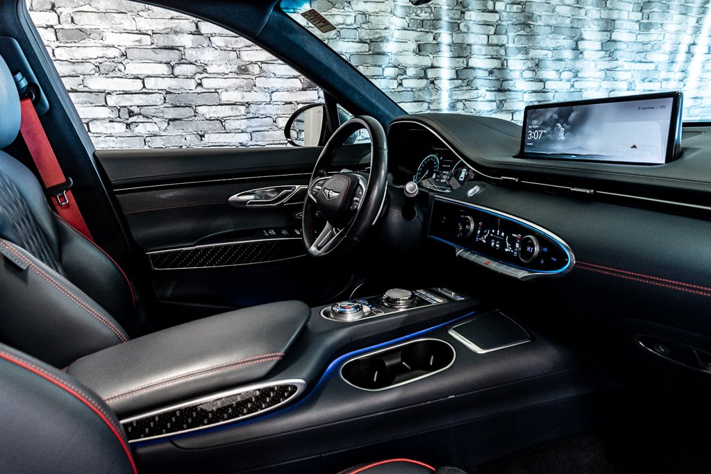 GENESIS GV70 3.5T Sport Plus V6 TOIT CUIR TOUTES OPTIONS 2023 à Montréal, Québec - 22 - w1024h768px