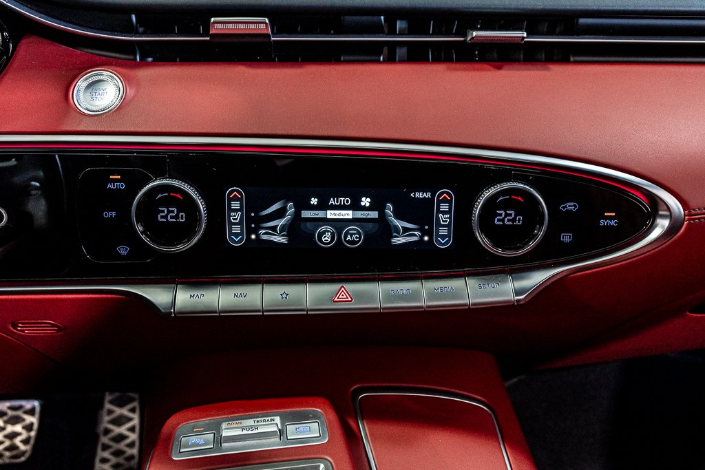 GENESIS GV70 3.5T SPORT PLUS 375 HP AWD AUTO PARK NAV CAM360 2023 à Montréal, Québec - 24 - w1024h768px