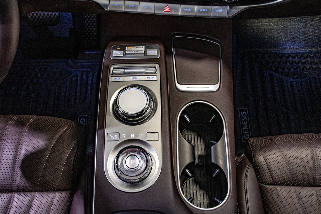 2024 GENESIS GV70 2.5T PRESTIGE AWD CAM 360 SIEGE MASSAGE TOIT PANO in Montréal, Quebec - 33 - w1024h768px