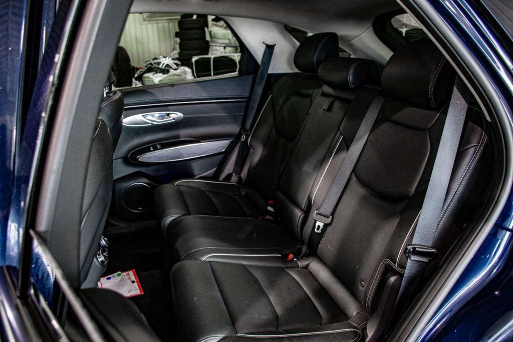 GENESIS GV70 2.5T AWD ADVANCED PLUS NAV CAM 360 CUIR TOIT PANO 2024 à Montréal, Québec - 22 - w1024h768px
