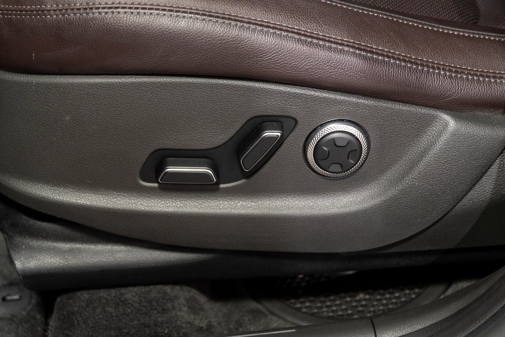 GENESIS GV70 2.5T ADVANCED AWD CUIR TOIT PANO CAMERA NAV 2024 à Montréal, Québec - 19 - w1024h768px