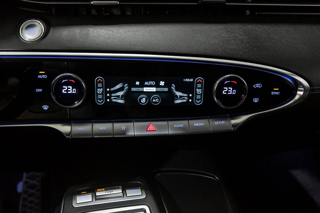 GENESIS GV70 3.5T Sport Plus w/LSD AWD 375HP HUD CAM360 CUIR 2025 à Montréal, Québec - 27 - w1024h768px