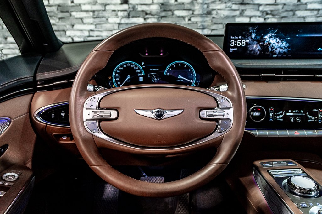 GENESIS GV70 2.5T PRESTIGE AWD CAM 360 SIEGE MASSAGE TOIT PANO 2025 à Montréal, Québec - 25 - w1024h768px