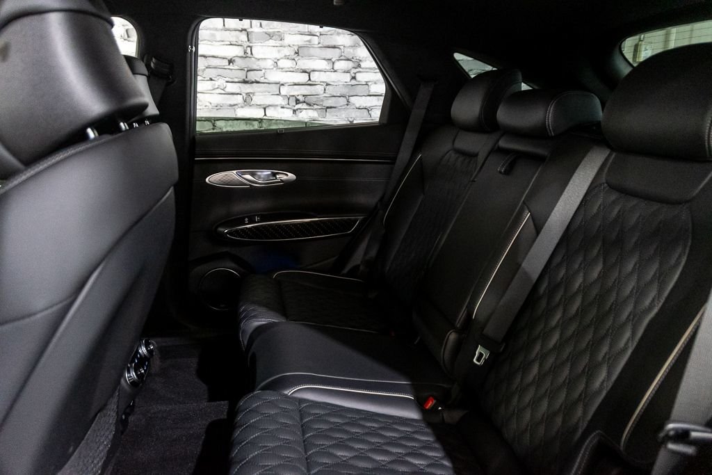 2025 GENESIS GV70 3.5T SPORT PLUS AWD 375HP HUD TOIT OUVRANT CUIR in Montréal, Quebec - 10 - w1024h768px