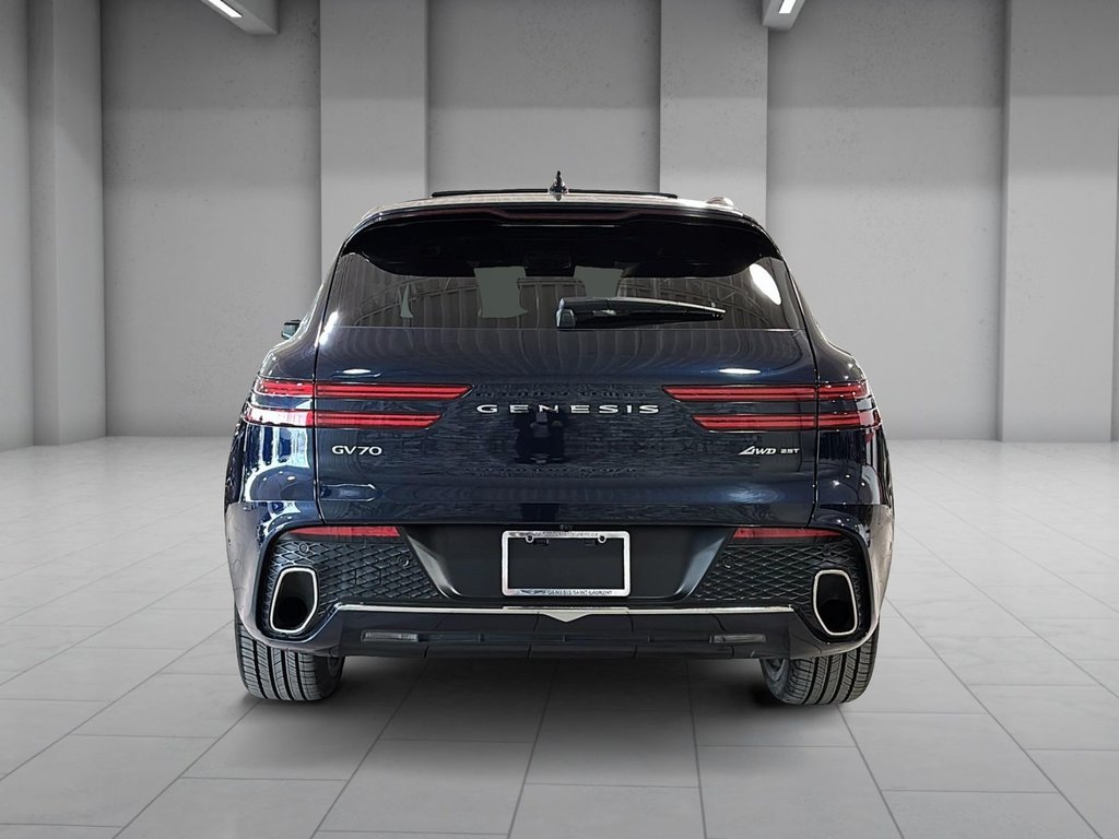 GENESIS GV70 2.5T PRESTIGE AWD CAM 360 SIEGE MASSAGE TOIT PANO 2025 à Montréal, Québec - 11 - w1024h768px
