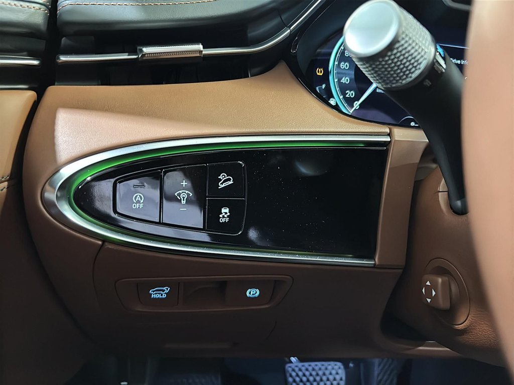 GENESIS GV70 2.5T PRESTIGE AWD CAM 360 SIEGE MASSAGE TOIT PANO 2025 à Montréal, Québec - 31 - w1024h768px