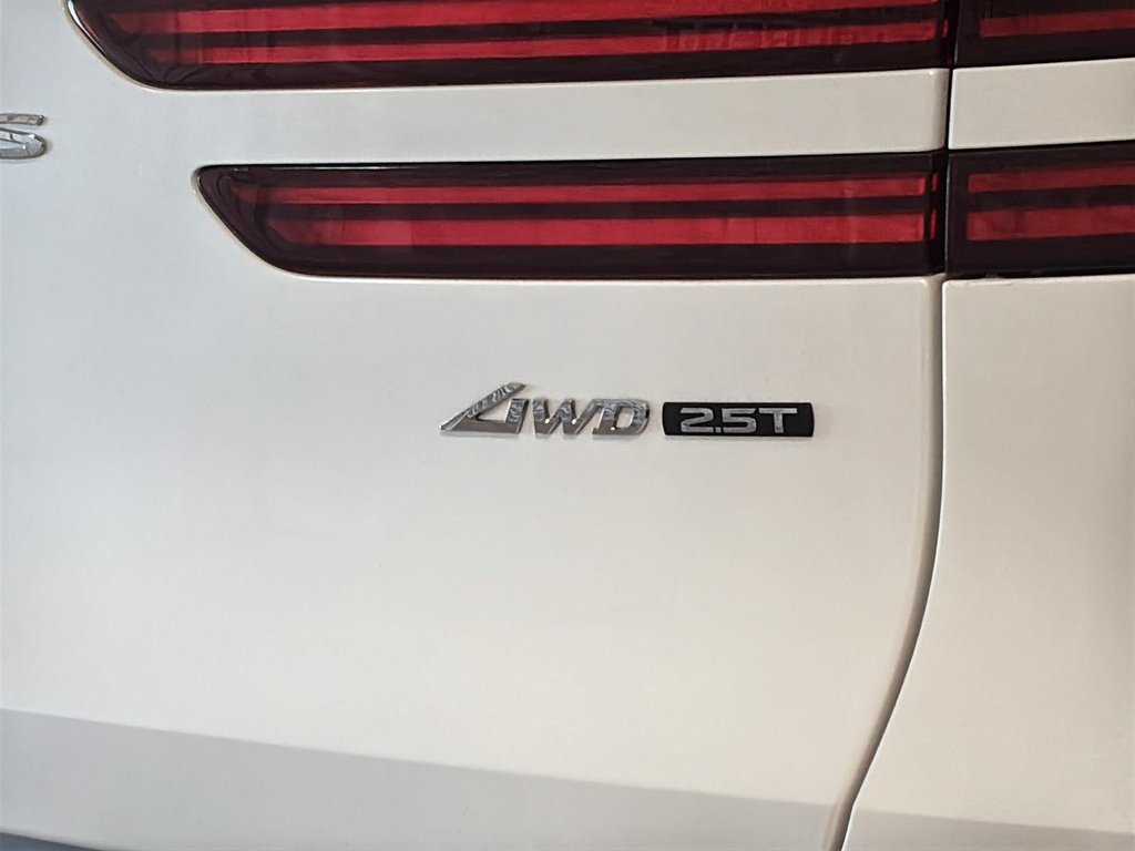GENESIS GV70 2.5T Advanced Plus Toit Cuir Chauffants Cam Gps 2025 à Montréal, Québec - 12 - w1024h768px