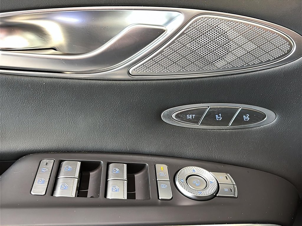 2026 GENESIS GV70 2.5T AWD ADVANCED PLUS NAV CAM 360 CUIR TOIT PANO in Montréal, Quebec - 18 - w1024h768px