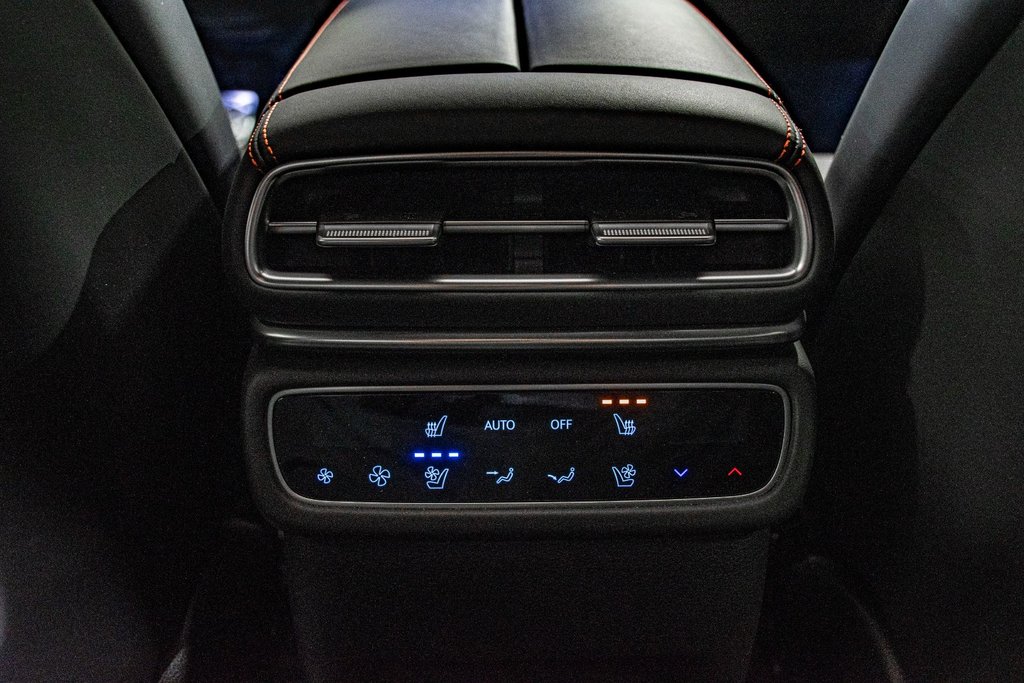 GENESIS GV80 Coupe 3.5T V6 ES-C AWD CAM 360 NAV AUTO PARK CUIR NAPPA 2025 à Montréal, Québec - 36 - w1024h768px